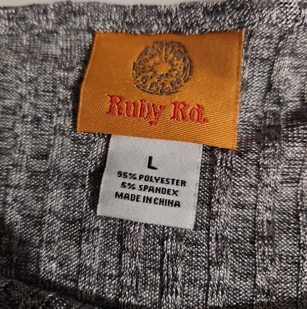 Ruby Rd. Platinm Sparkle Ribbed Layered Tunic Top - Picture 7 of 13